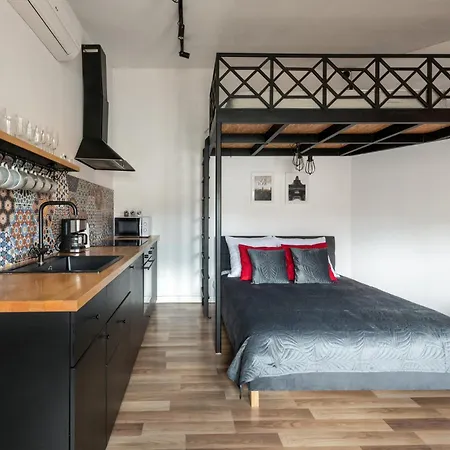 Апартаменты Modern Arizona Old Town Dietla Balcony