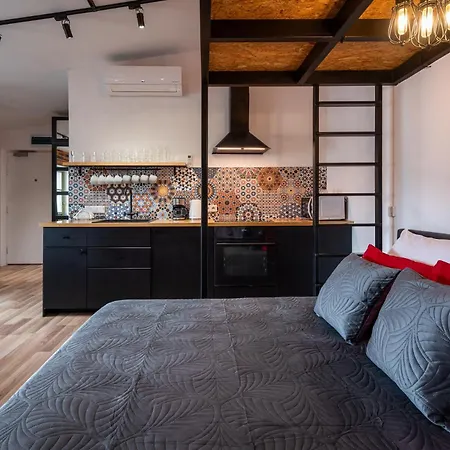 Modern Arizona Old Town Dietla Balcony Apartman *