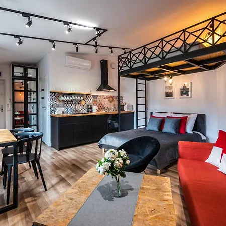 Modern Arizona Old Town Dietla Balcony Krakow